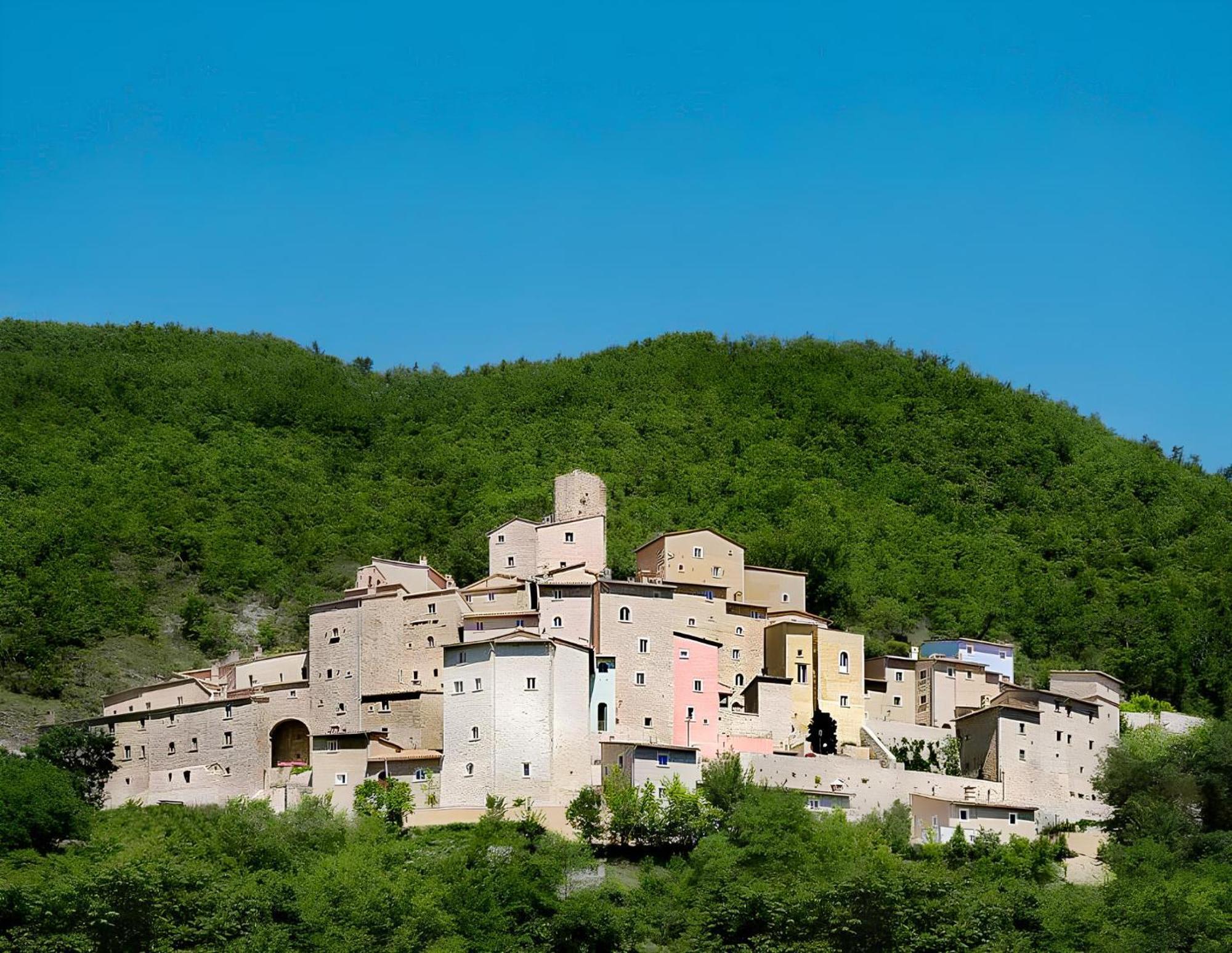Castello Di Postignano Relais Hotell Sellano Eksteriør bilde