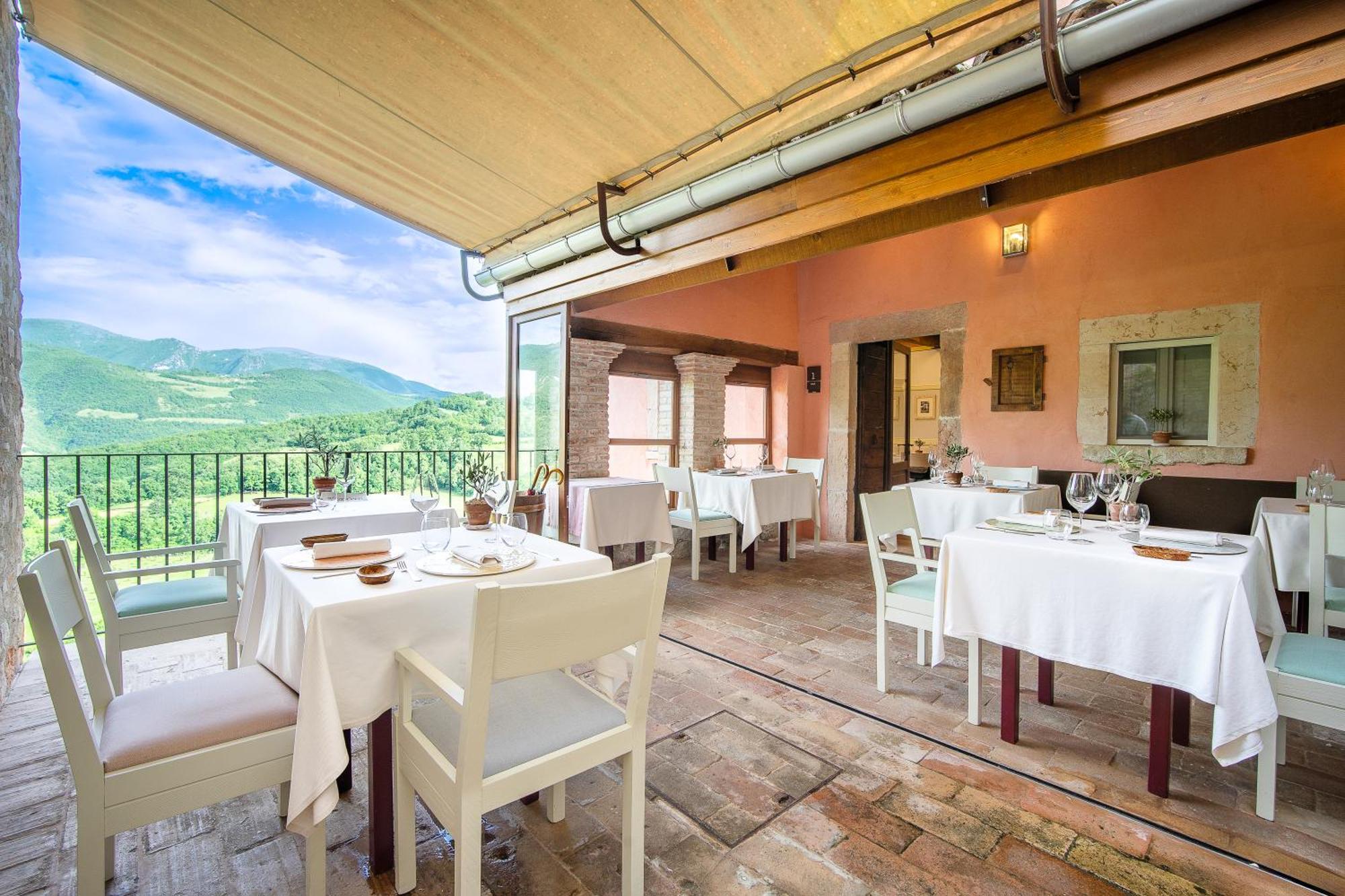 Castello Di Postignano Relais Hotell Sellano Eksteriør bilde